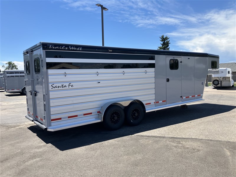 Trailer Photo 18