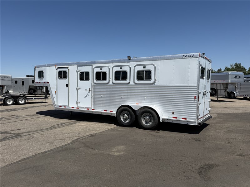Trailer Photo 3