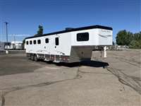 2027 4 horse Trails West 4 Horse Classic 8 wide LQ