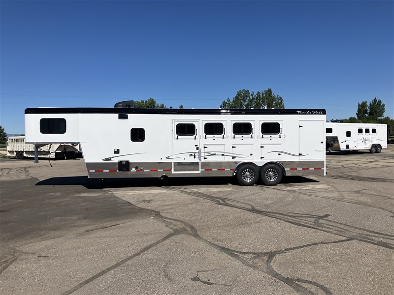 Trailer Photo 28
