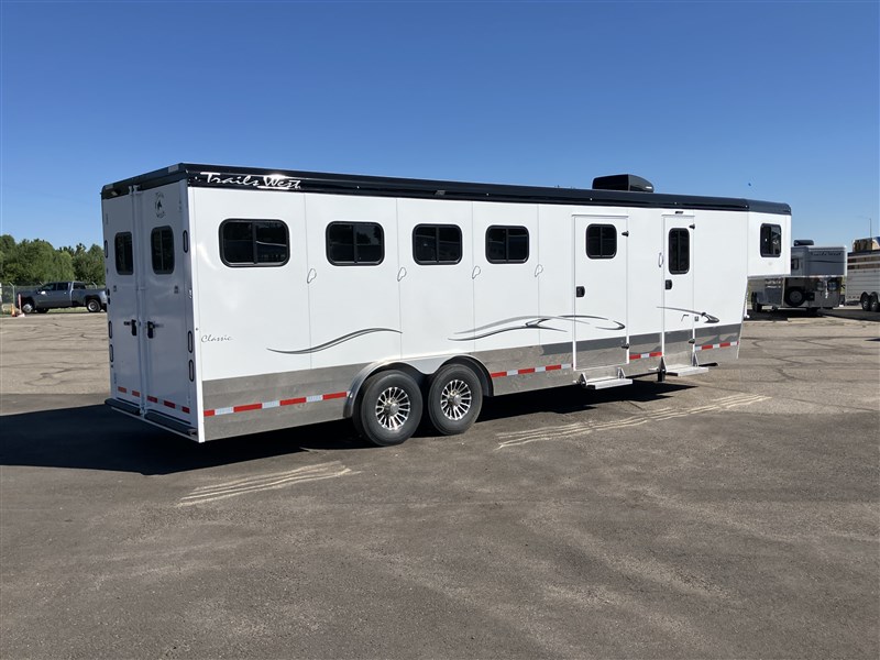 Trailer Photo 3