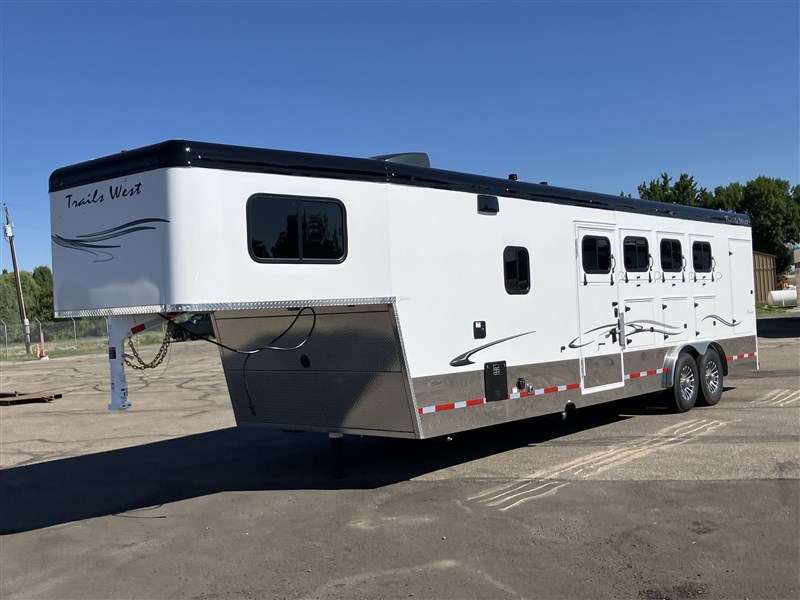 Trailer Photo 27