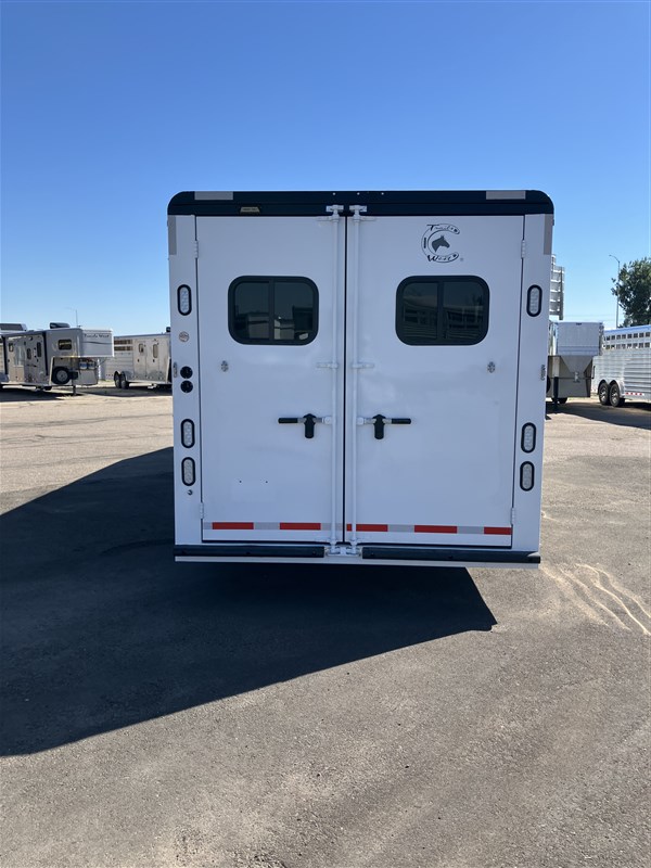 Trailer Photo 19