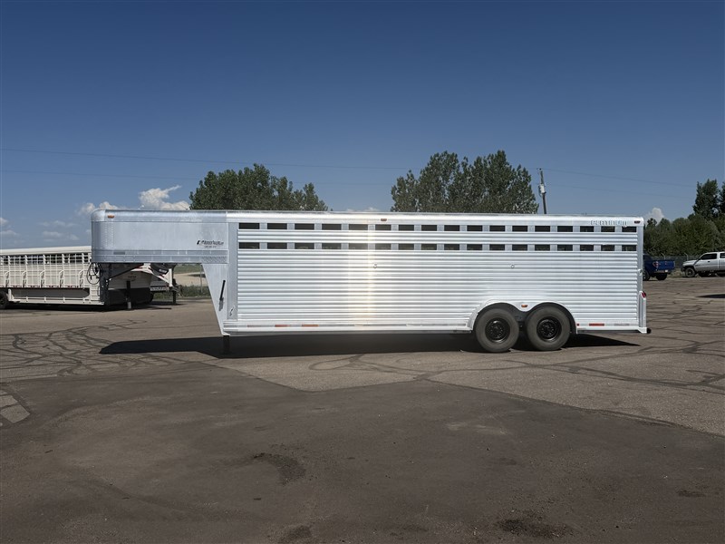 Trailer Photo 2
