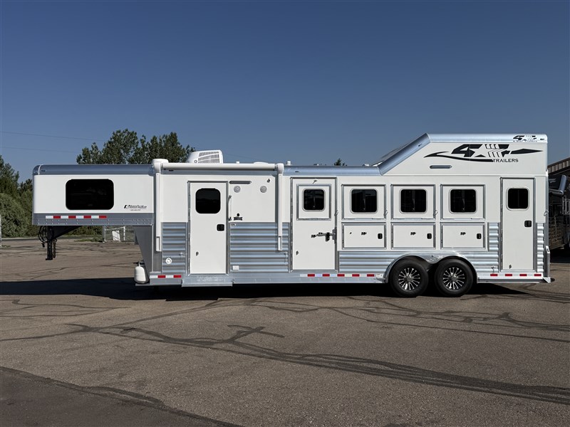 Trailer Photo 2