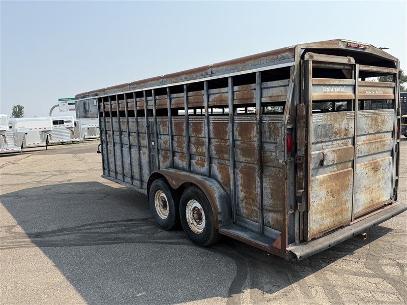 Trailer Photo 5