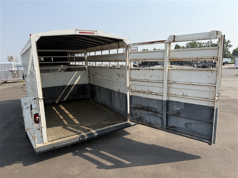 Trailer Photo 6