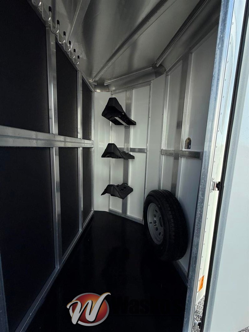Trailer Photo 6
