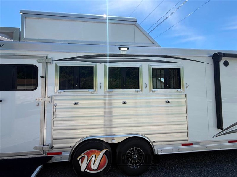 Trailer Photo 14