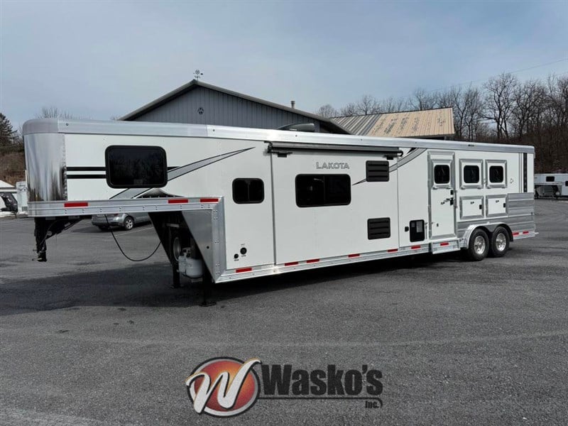 2026 Lakota Charger 8315 SRB