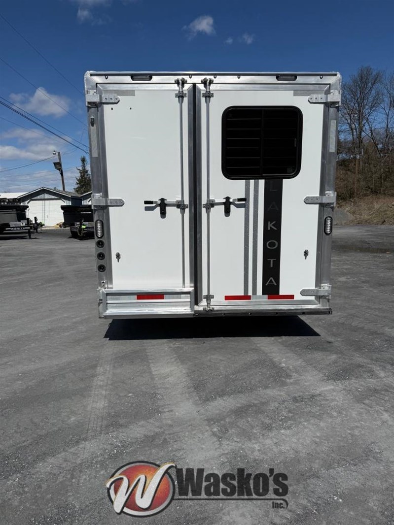 Trailer Photo 21