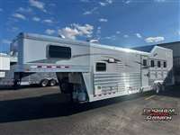 2018 4 horse 4 Star 4H, 12'6"SW, Outback Custom LQ