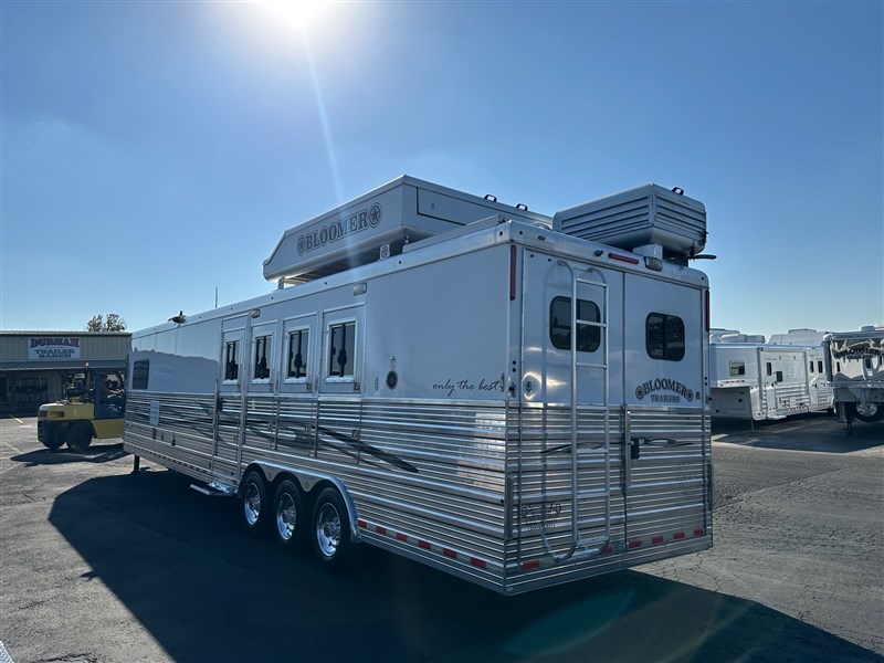 2014 Bloomer 4h, 18'sw, outlaw conversion living quarters