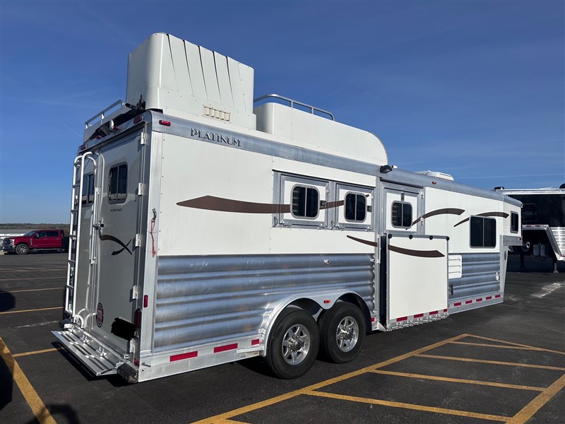 2024 Platinum Coach 3h, 10'4 sw, proline xp living quarters