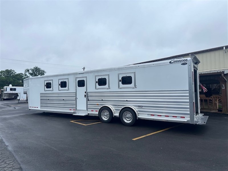 2025 Cimarron 4h + 1 trainer