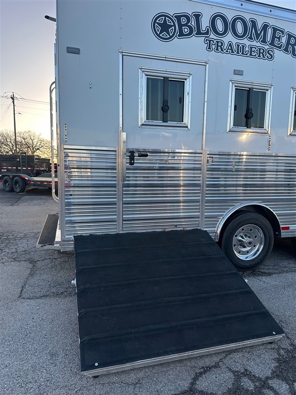2025 Bloomer 6h, 15'6"sw, outlaw conversion lq with slide out