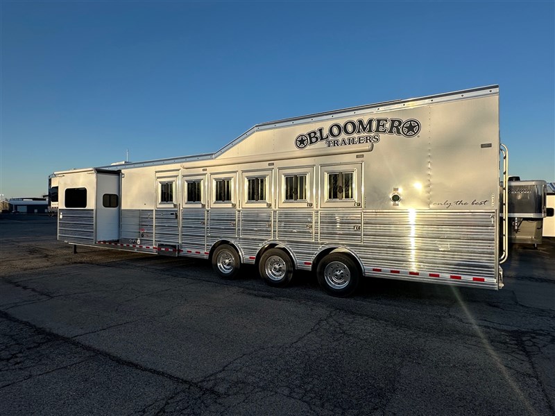 Trailer Photo 9