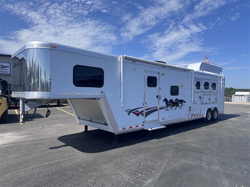 Trailer Photo 2