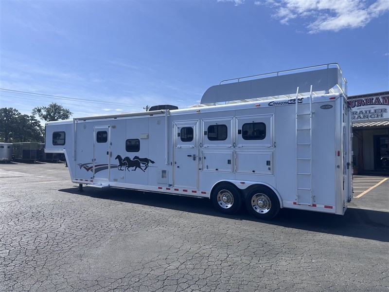 Trailer Photo 3