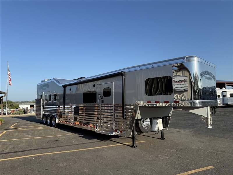 Trailer Photo 2