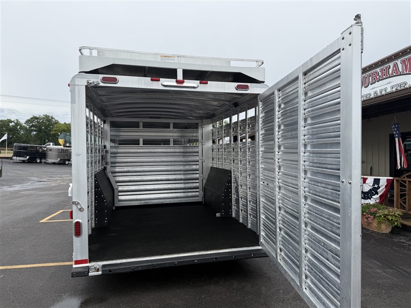 Trailer Photo 6