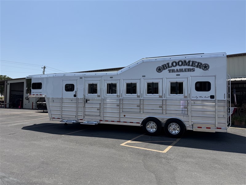 Trailer Photo 3