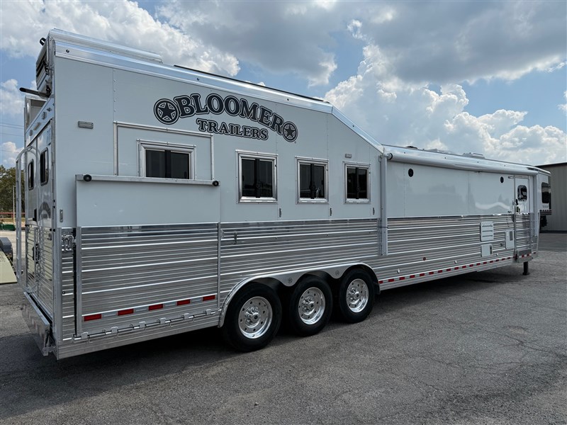 Trailer Photo 3