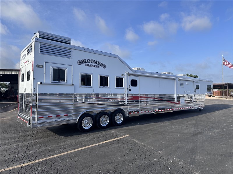 Trailer Photo 4