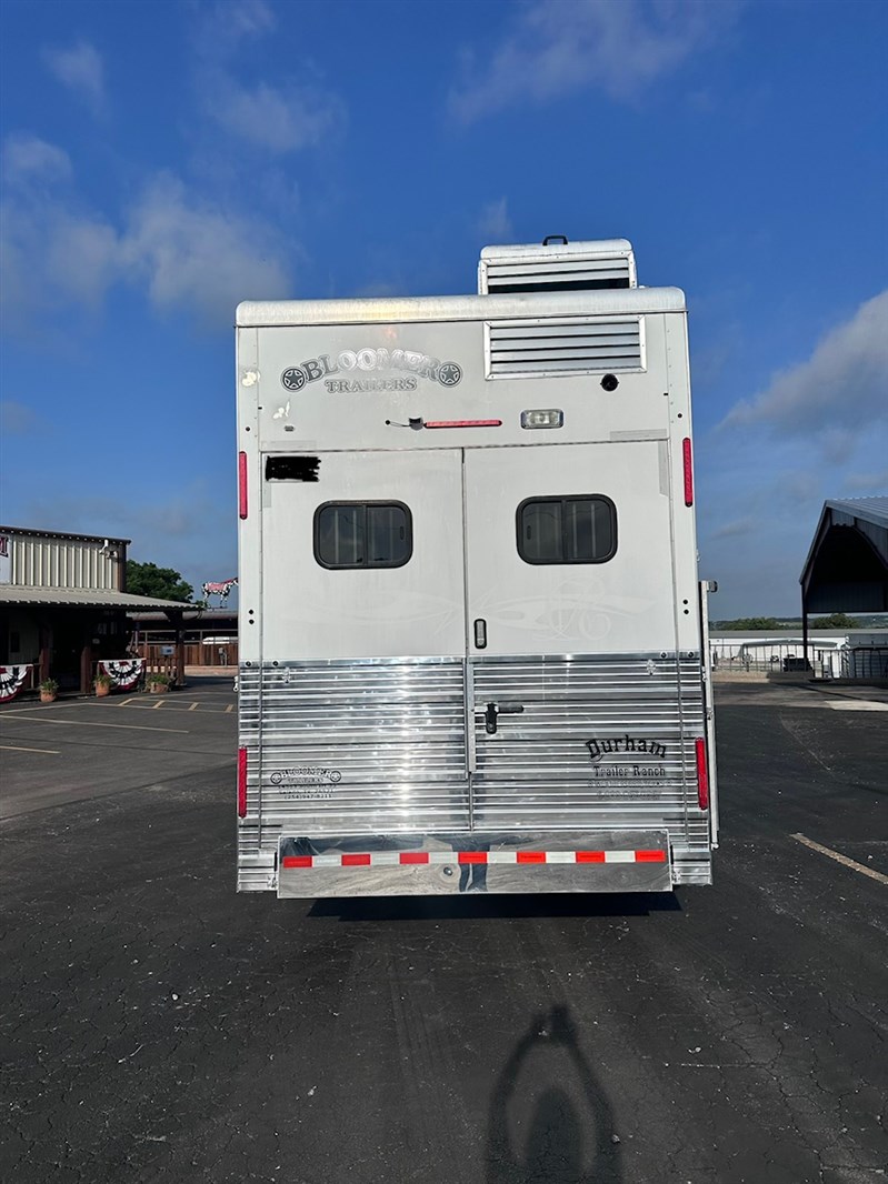 Trailer Photo 5