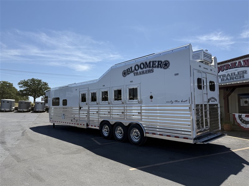 Trailer Photo 3