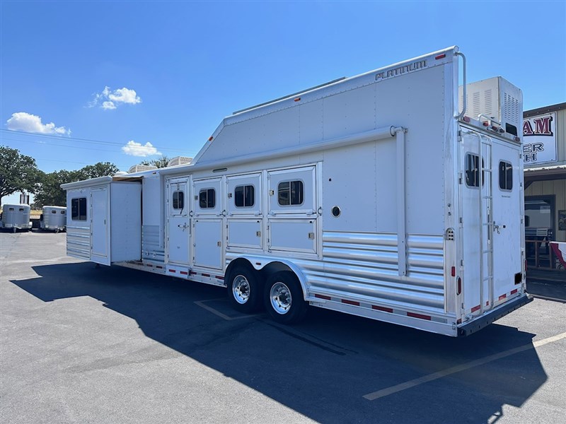 Trailer Photo 21