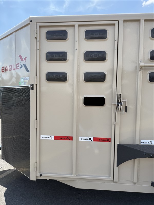 Trailer Photo 9