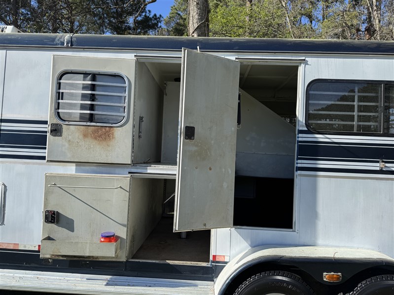 Trailer Photo 3