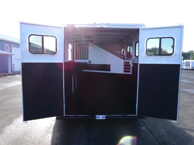 Trailer Photo 3