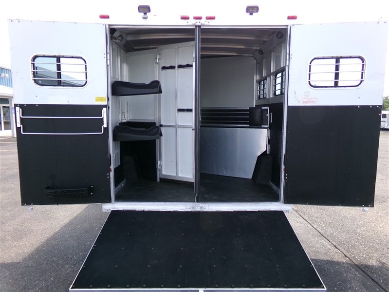 Trailer Photo 3