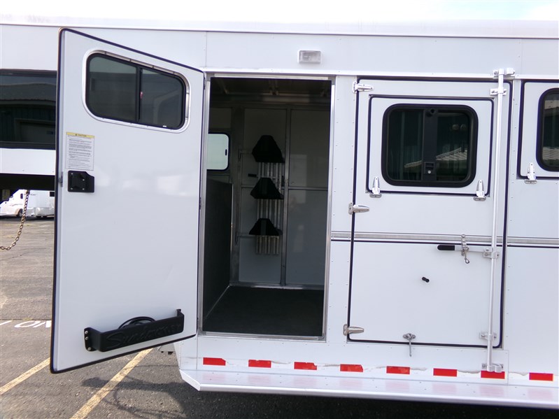 Trailer Photo 3