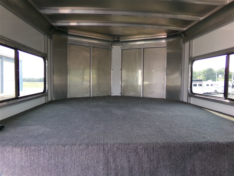 Trailer Photo 7