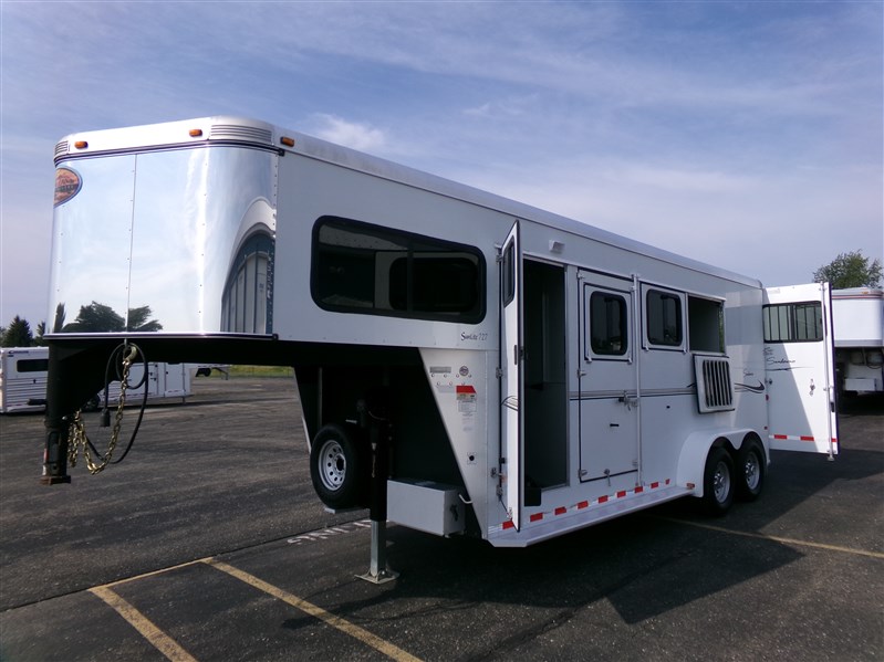 Trailer Photo 2