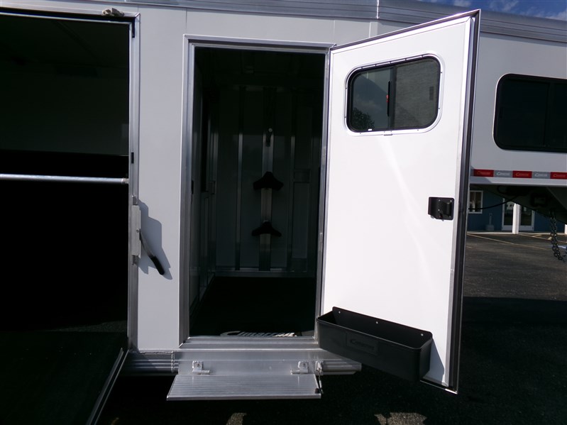 Trailer Photo 14