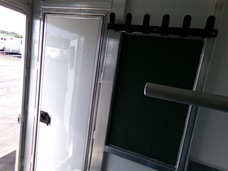 Trailer Photo 11