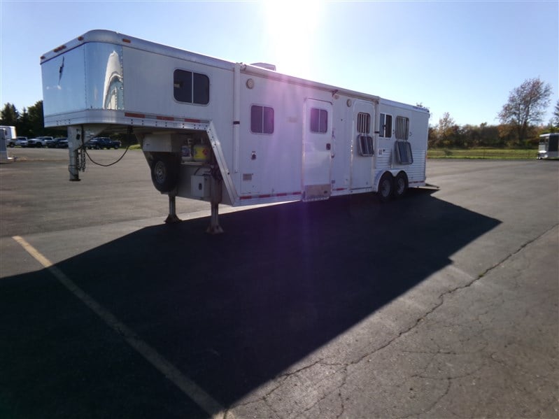 2005 Featherlite