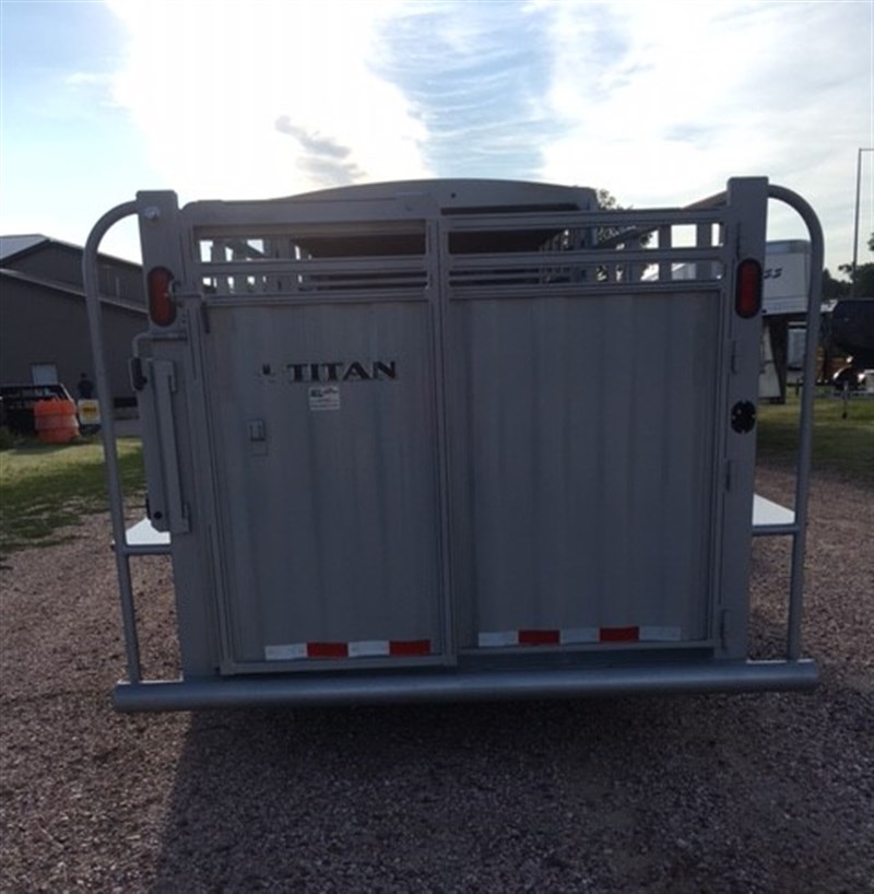 2022 Titan 6'8" x 20' ranchero stock gn