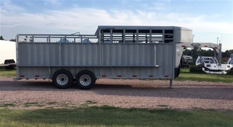 2022 Titan 6'8" x 20' ranchero stock gn