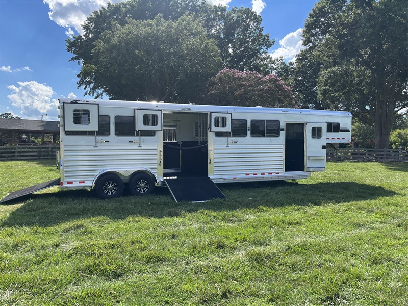 Trailer Photo 16