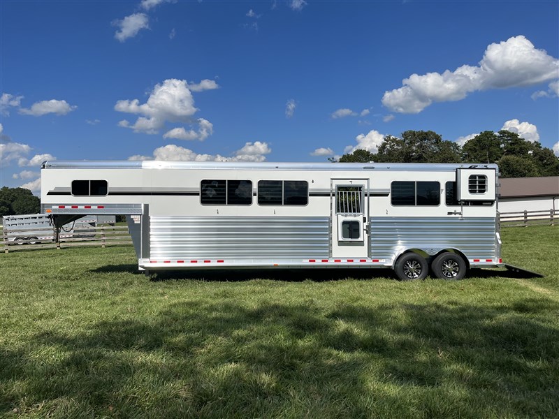 Trailer Photo 14