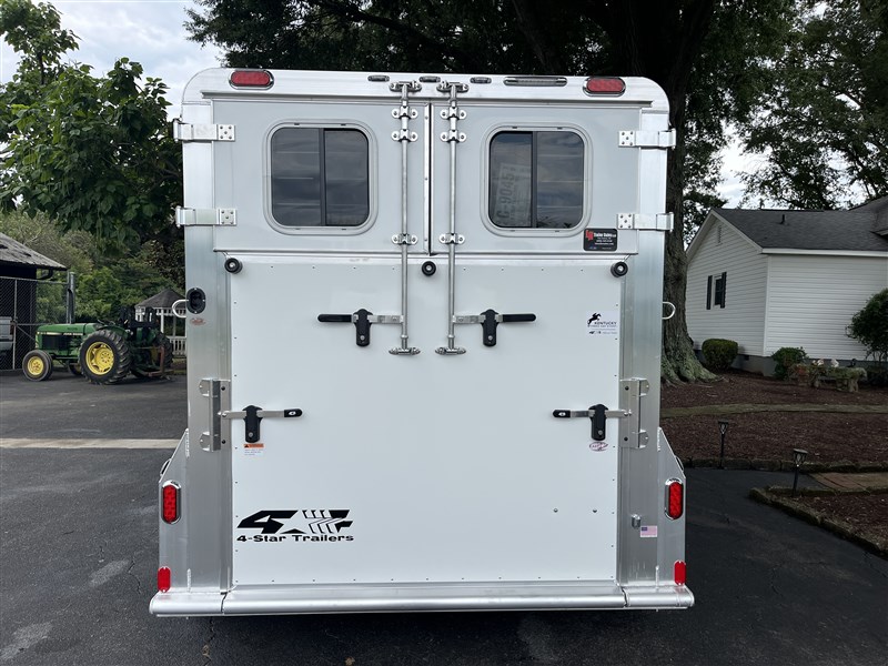 Trailer Photo 3