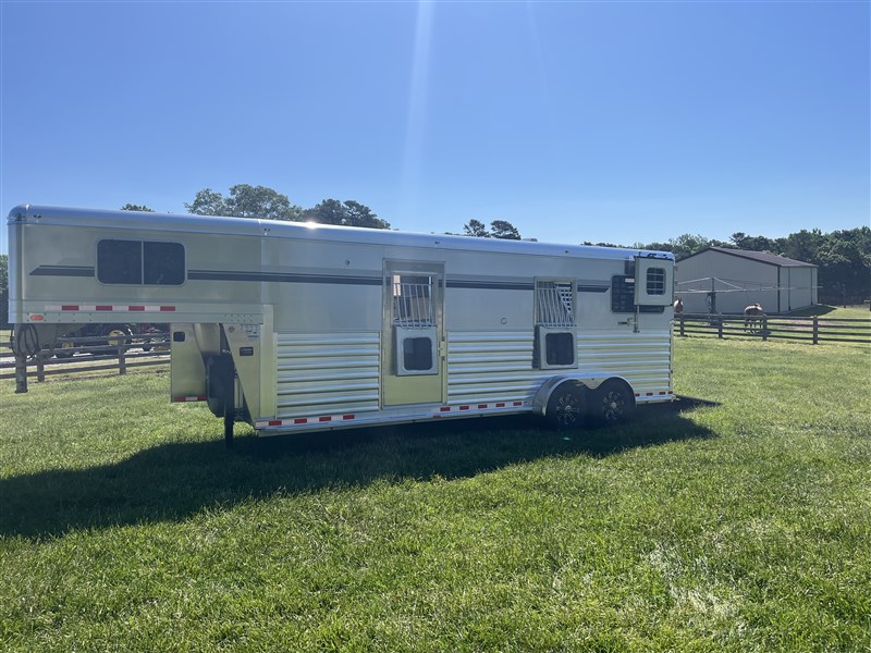 Trailer Photo 3