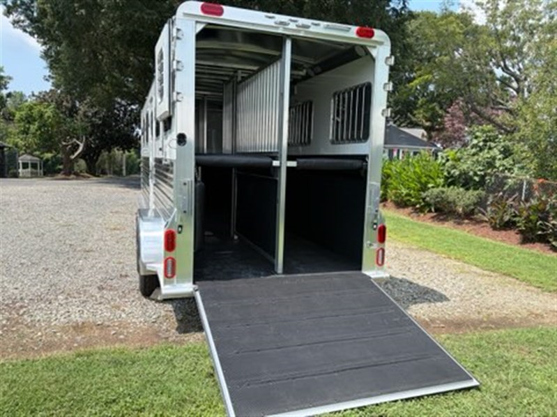 Trailer Photo 7