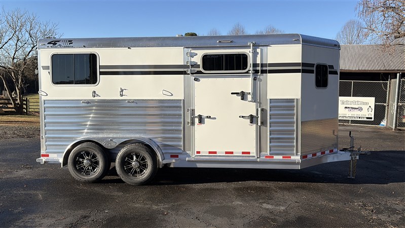 Trailer Photo 2