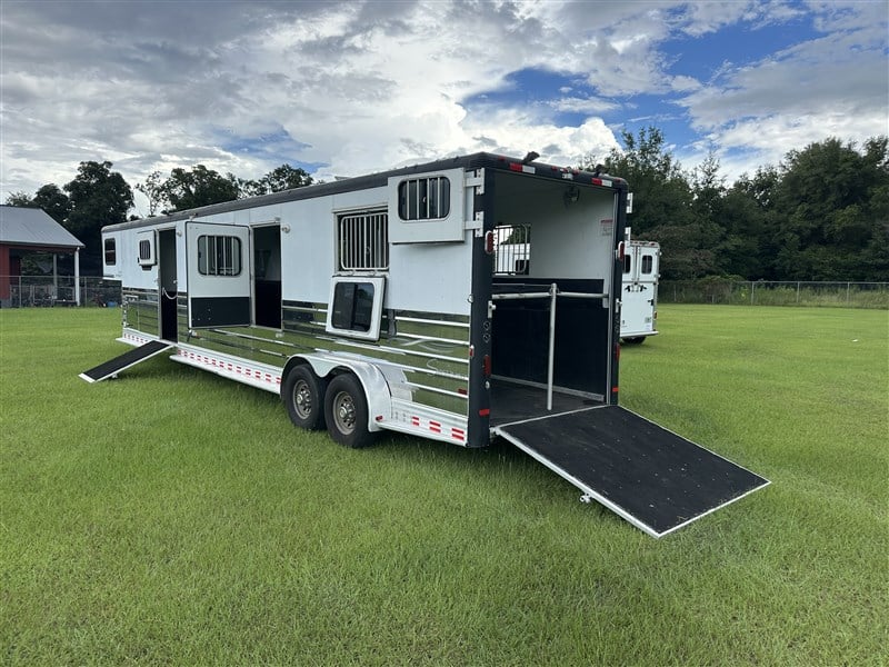 2007 Sundowner 740 4/5h head to head all aluminum